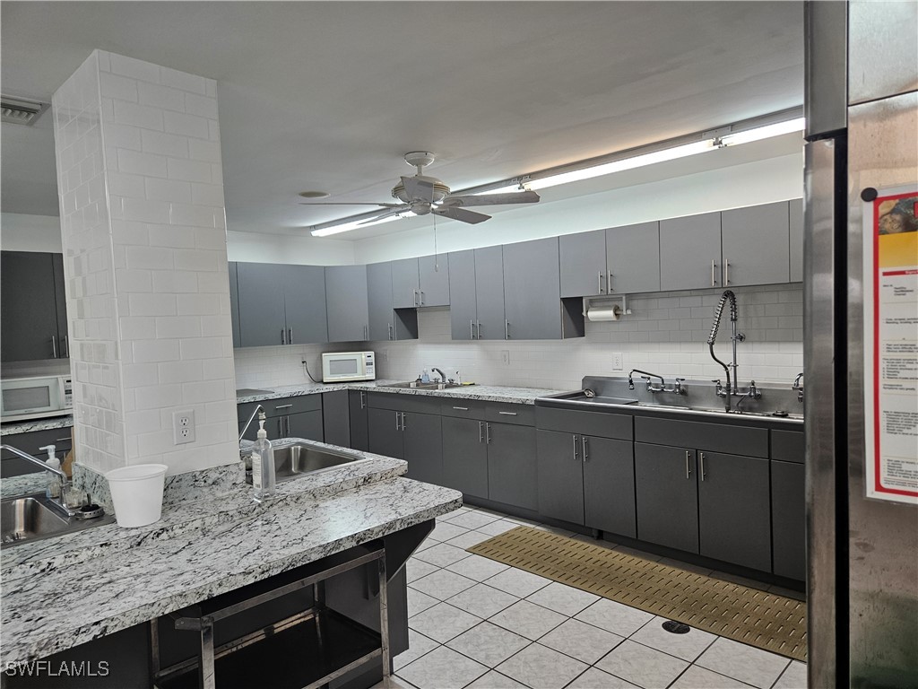 1 Bed ManufacturedHome for Sale in Naples, FL, $69,500 — photo 27