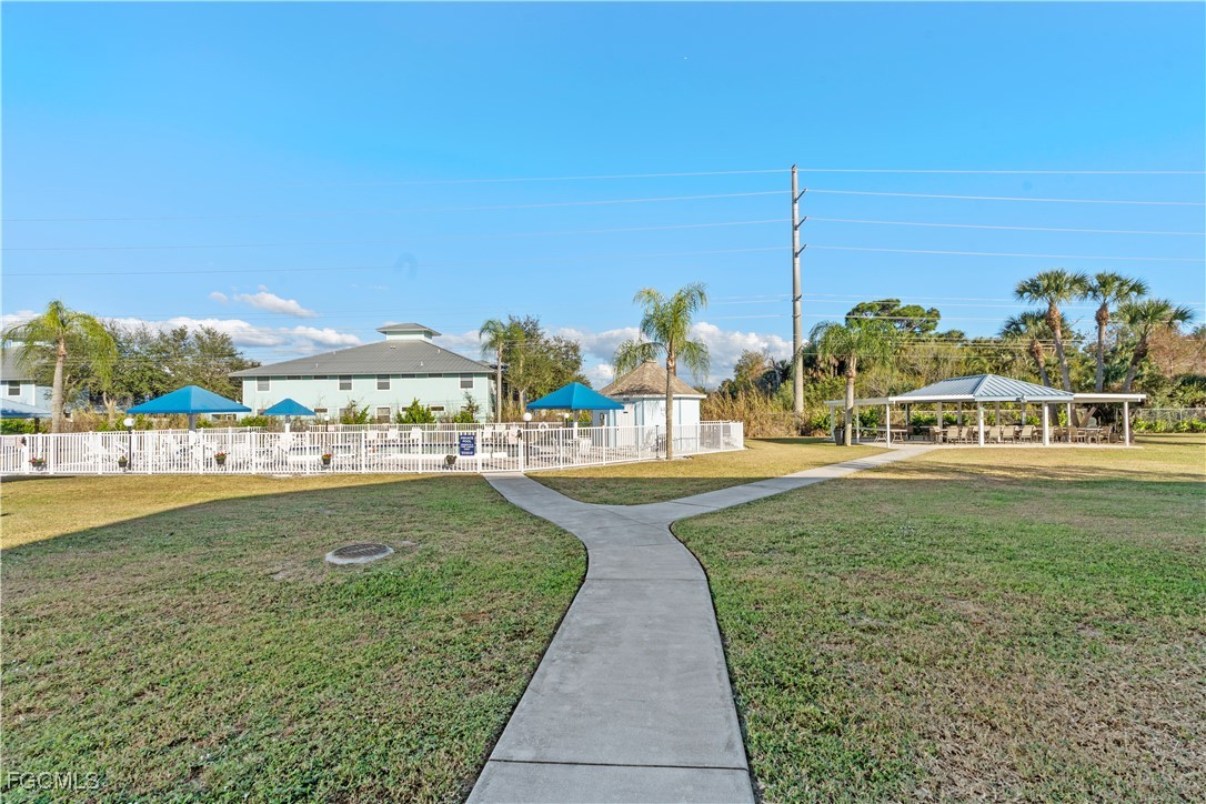 2 Bed Pool Home for Sale in Cape Coral, photo 27