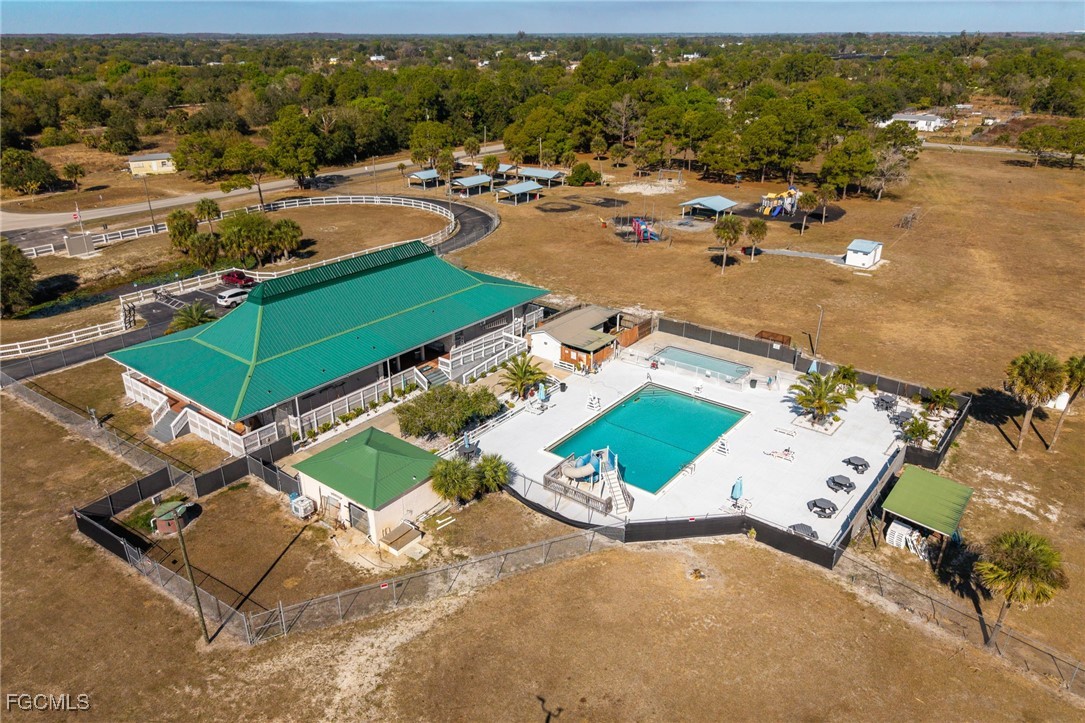 3 Bed SingleFamilyResidence for Sale in Clewiston, FL — photo 27