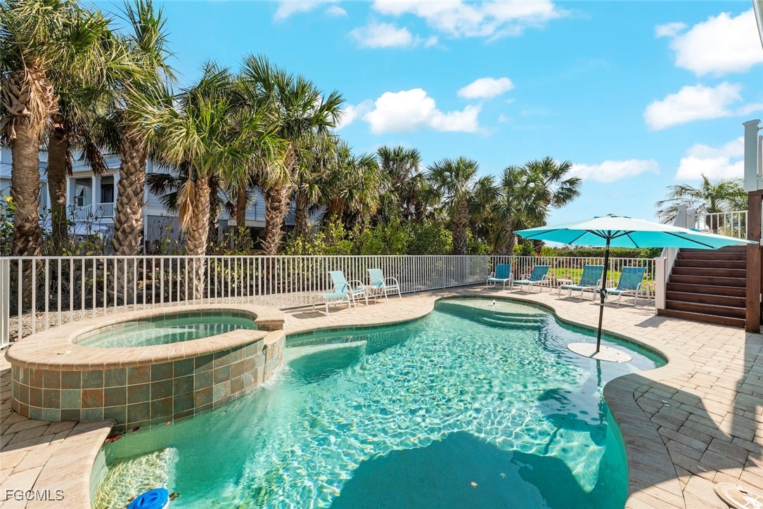 3 Bed Pool Home for Sale in Del Sega, photo 27