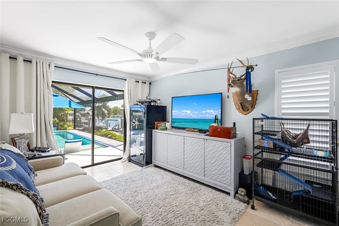 3 Bed Pool Home for Sale in Palm Acres, photo 27