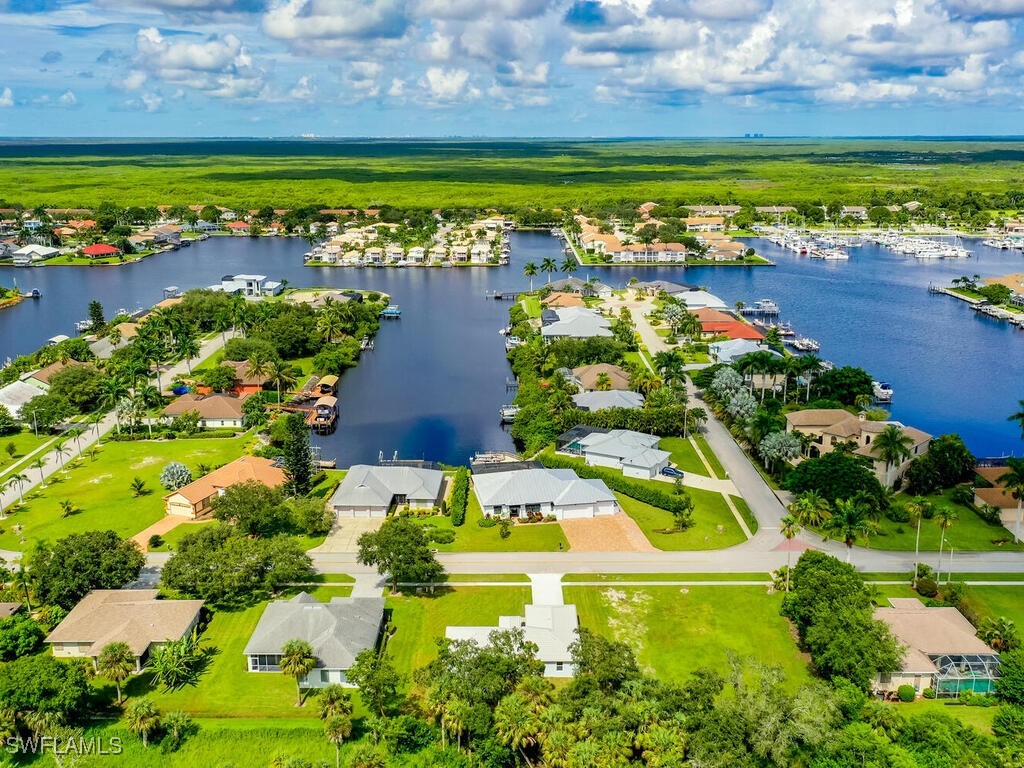 3 Bed SingleFamilyResidence for Sale in Naples, FL, $529,000 — photo 27