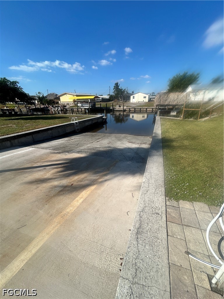 2 Bed ManufacturedHome for Sale in Pine Island Cove, photo 27