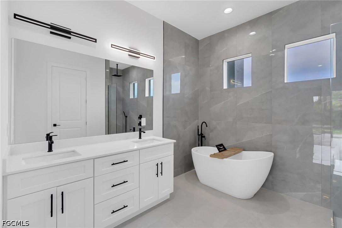 3 Bed SingleFamilyResidence for Sale in Rotonda Heights, photo 27