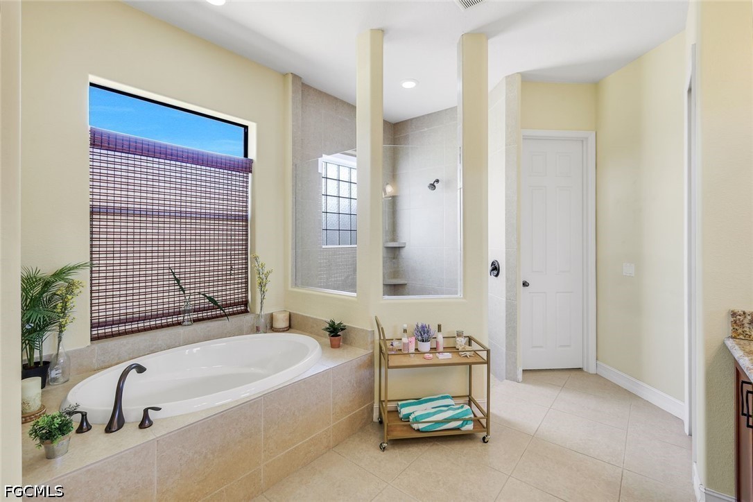 5 Bed Pool Home for Sale in Cape Coral, photo 27