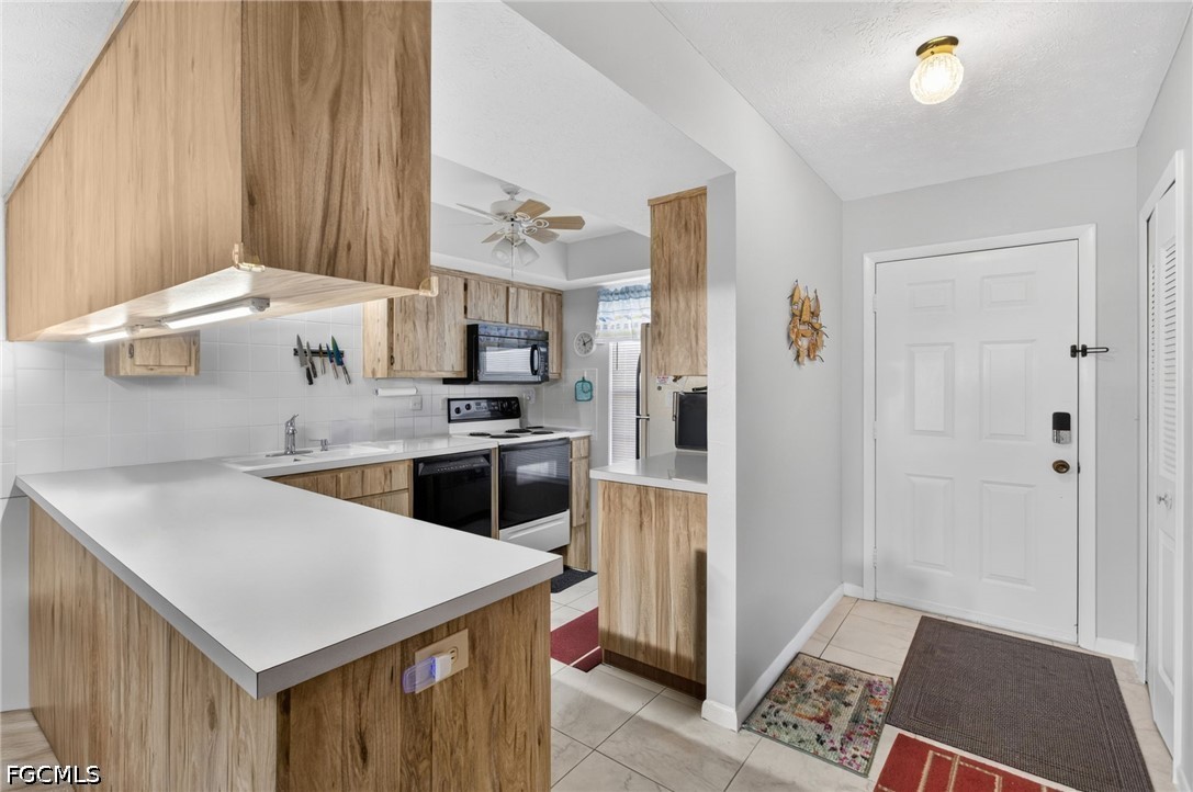 2 Bed Condominium for Sale in Fort Myers, photo 27