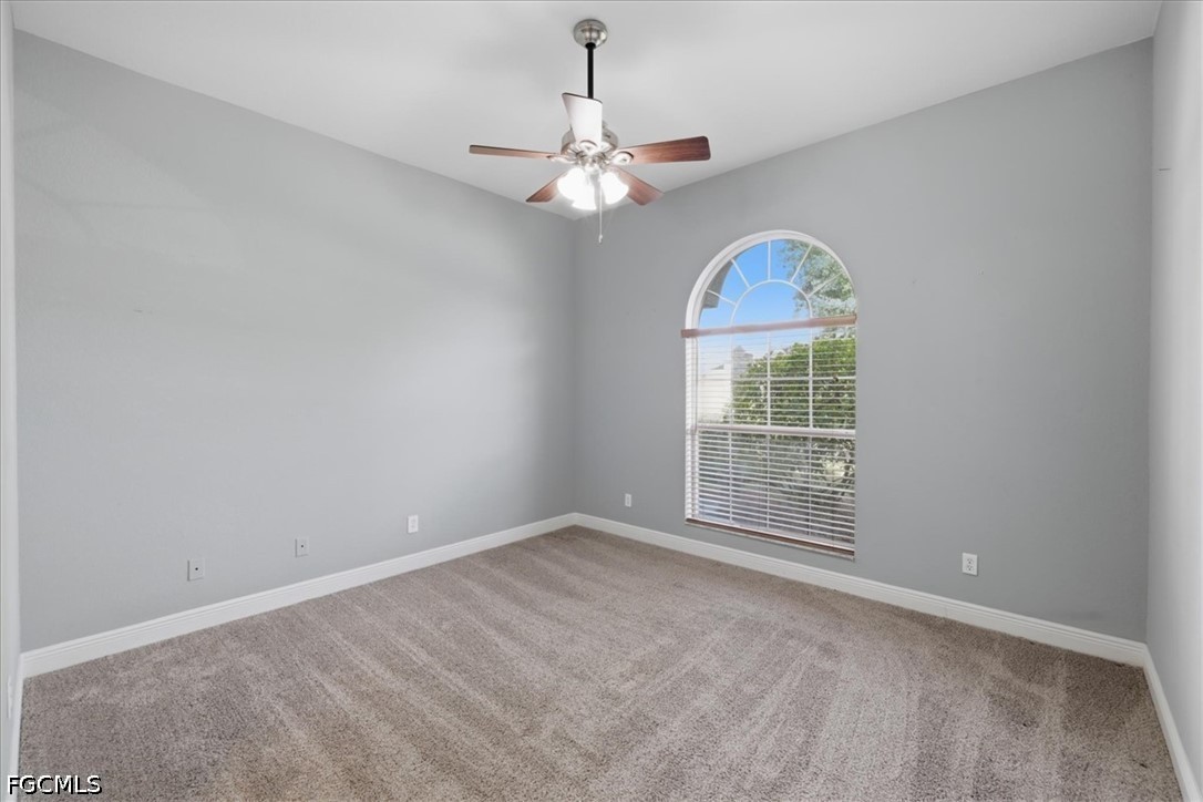 4 Bed SingleFamilyResidence for Sale in Stoneybrook, photo 27