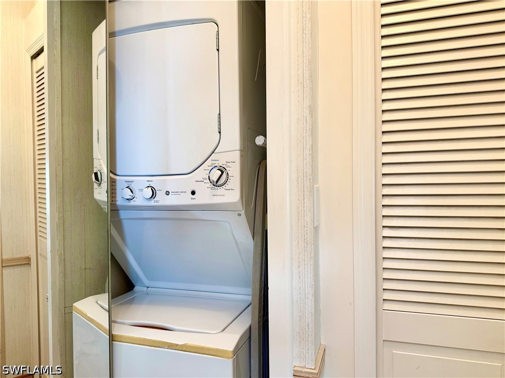 1 Bed ManufacturedHome for Sale in Naples, FL, $135,000 — photo 27