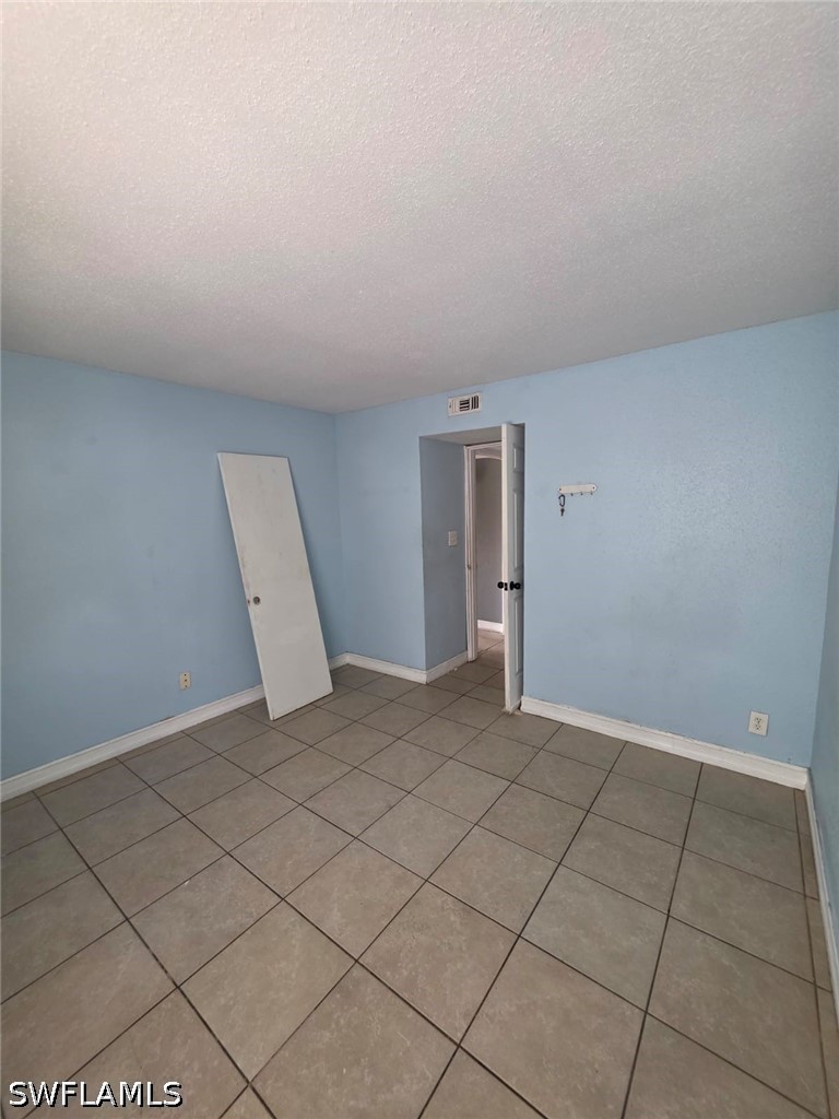 1 Bed Pool Home for Sale in Village Creek, photo 27
