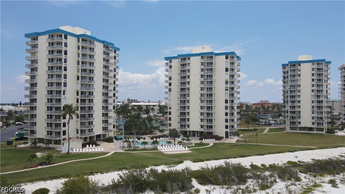 1 Bed Waterfront Home for Sale in Fort Myers Beach, photo 27