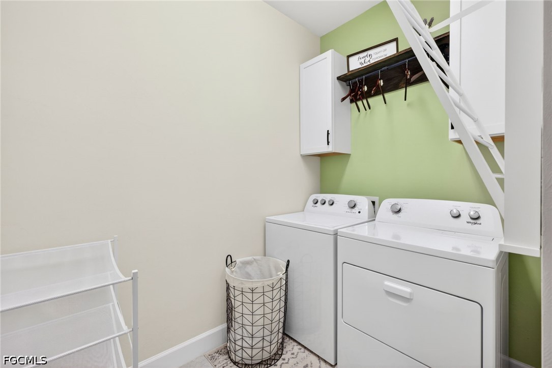 3 Bed SingleFamilyResidence for Sale in Eagle Reserve, FL — photo 27