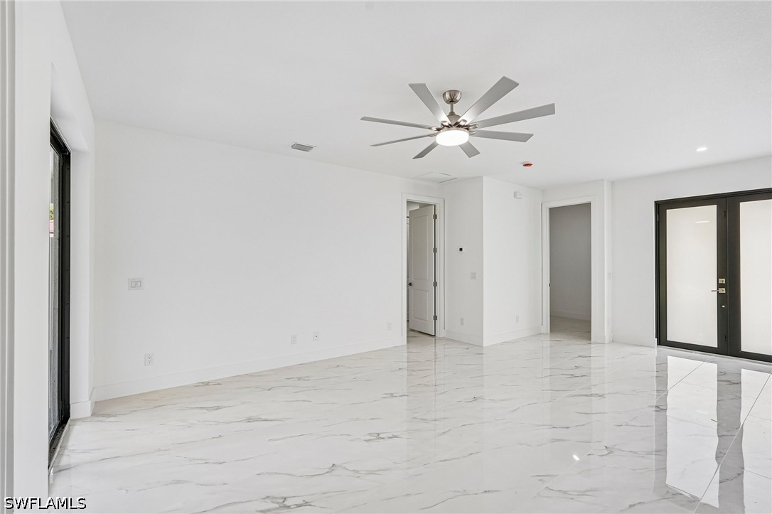 3 Bed SingleFamilyResidence for Sale in Port Charlotte, photo 27