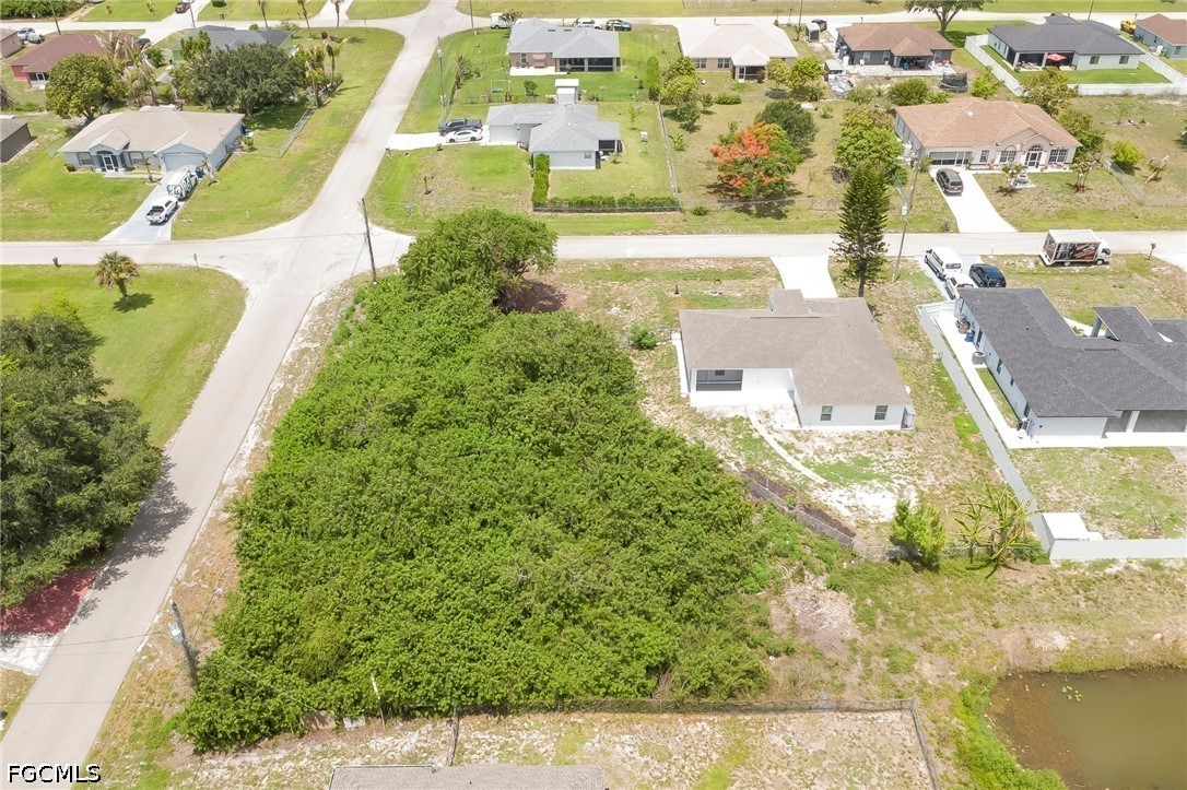 3 Bed Waterfront Home for Sale in Lehigh Acres, photo 27