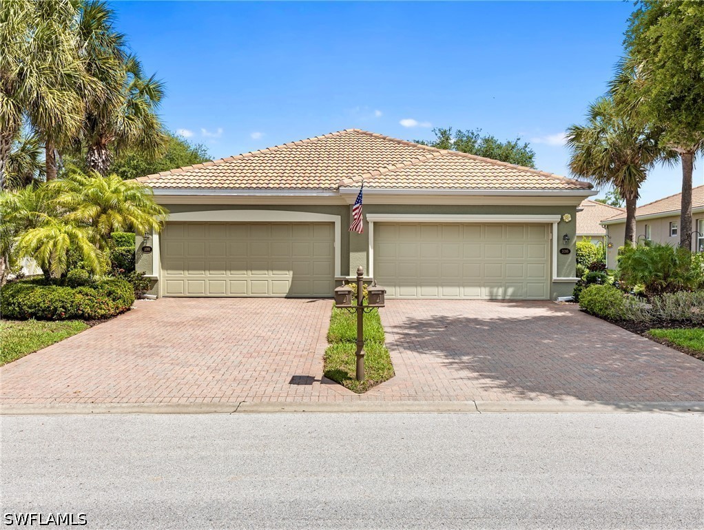 3 Bed Attached for Sale in Bella Terra, FL — photo 27