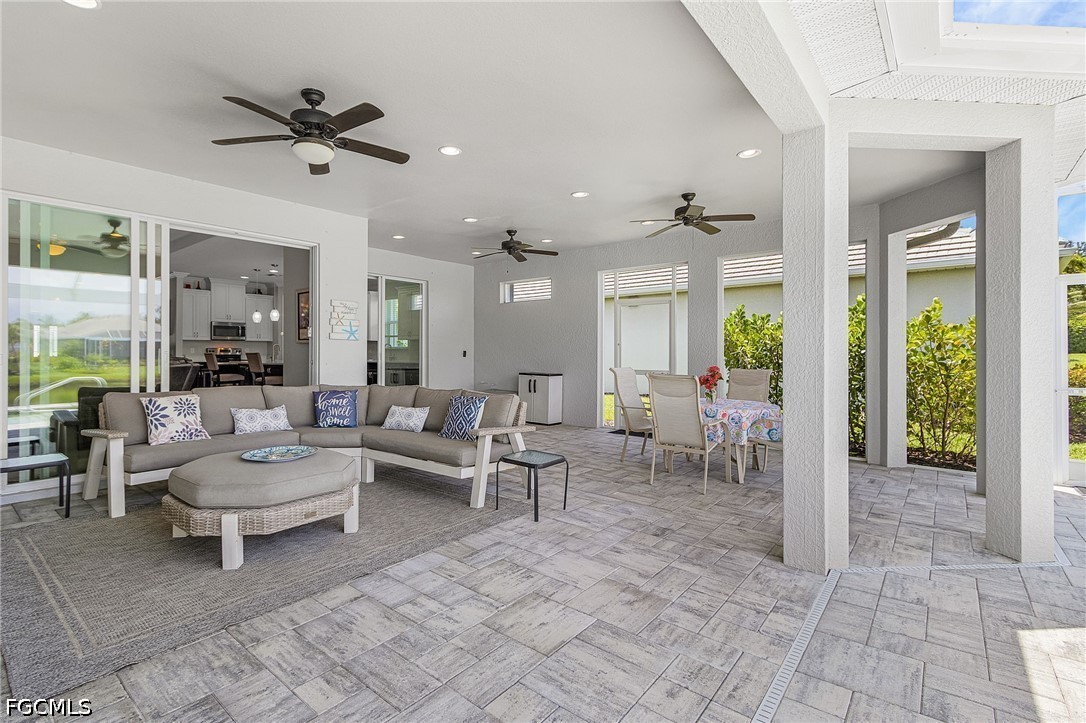 3 Bed Pool Home for Sale in Sandoval, photo 27