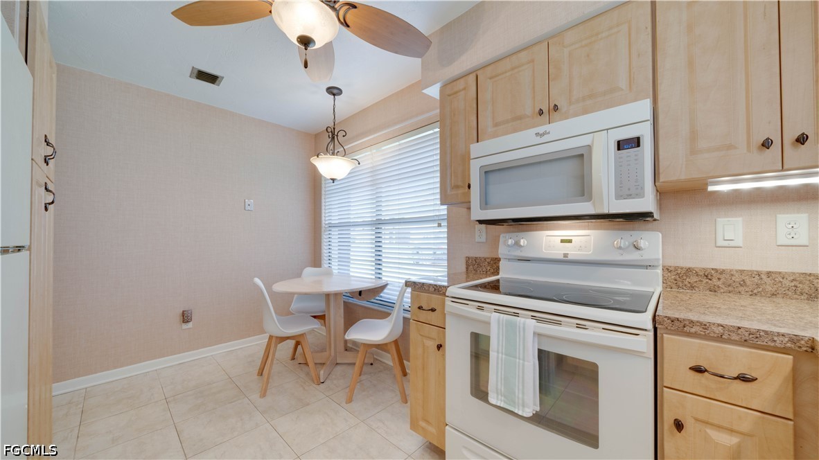 2 Bed Attached for Sale in Cape Coral, photo 27