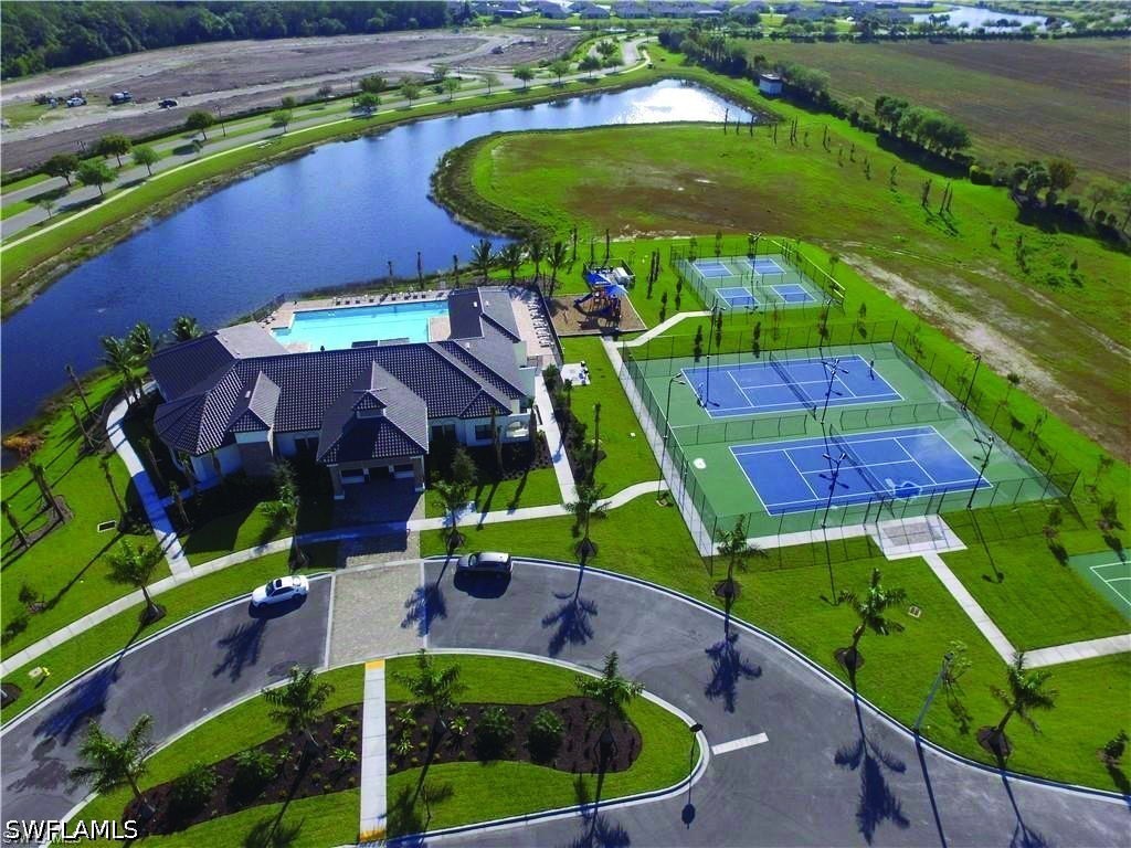 3 Bed Pool Home for Sale in Portico, photo 27