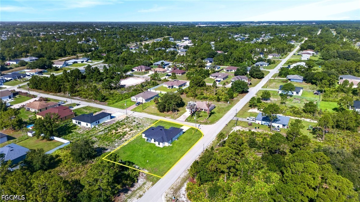 4 Bed SingleFamilyResidence for Sale in Lehigh Acres, photo 27