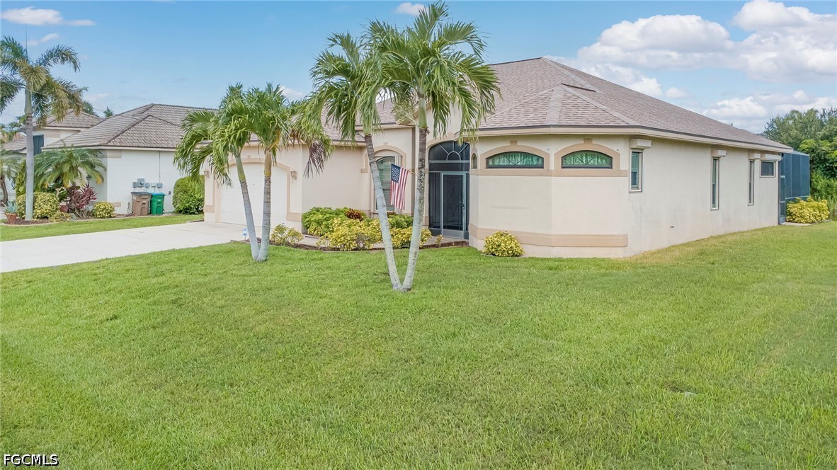3 Bed Pool Home for Sale in Cape Coral, photo 27