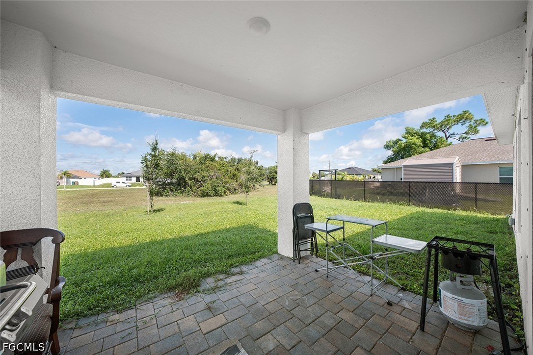 3 Bed SingleFamilyResidence for Sale in Cape Coral, photo 27