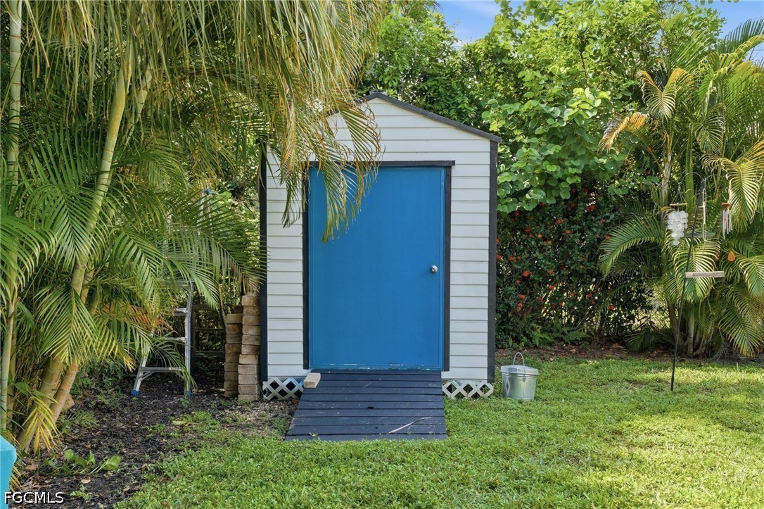 3 Bed Pool Home for Sale in Palmlee Park, photo 27