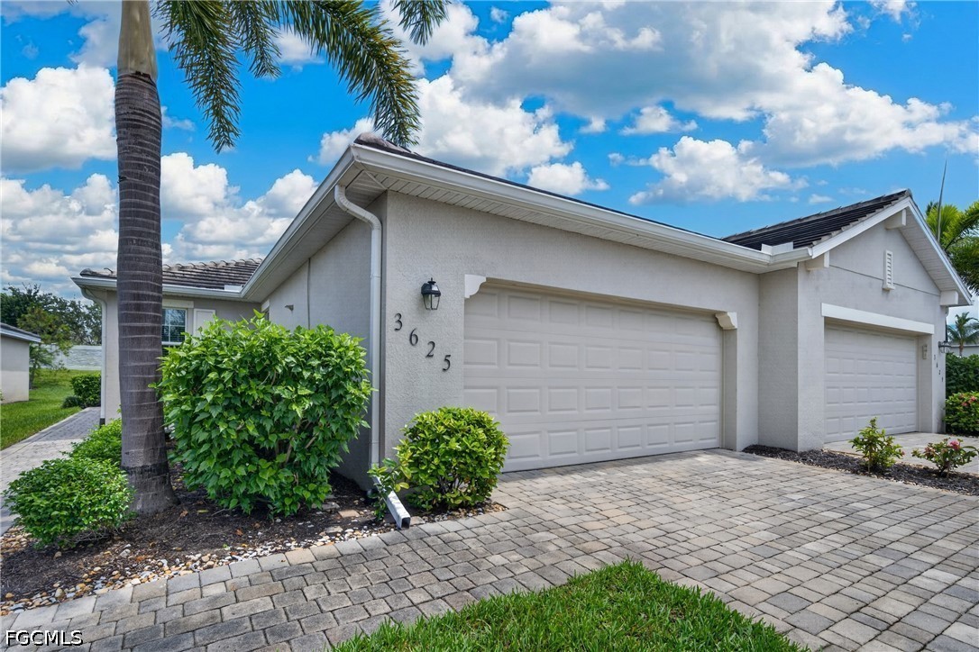 3 Bed SingleFamilyResidence for Sale in Castalina, FL — photo 27