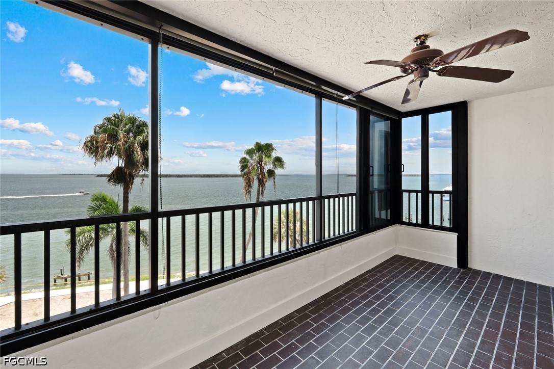2 Bed Waterfront Home for Sale in Punta Rassa, FL, $530,000 — photo 27