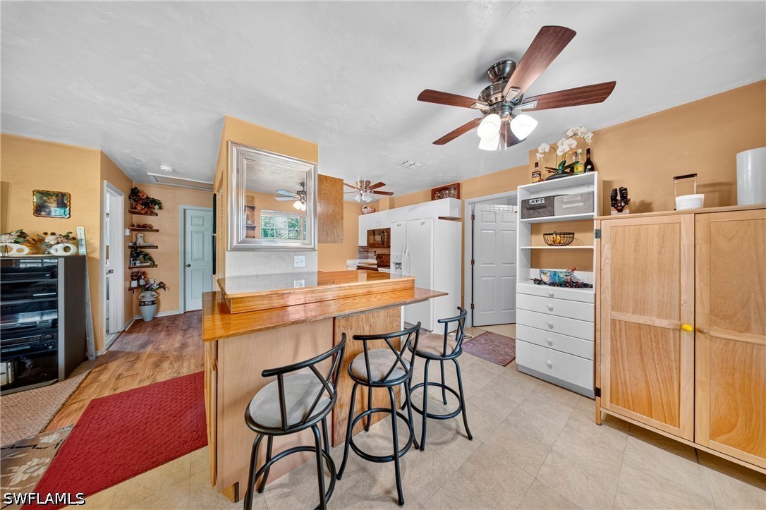 3 Bed SingleFamilyResidence for Sale in Heitmans, FL — photo 27