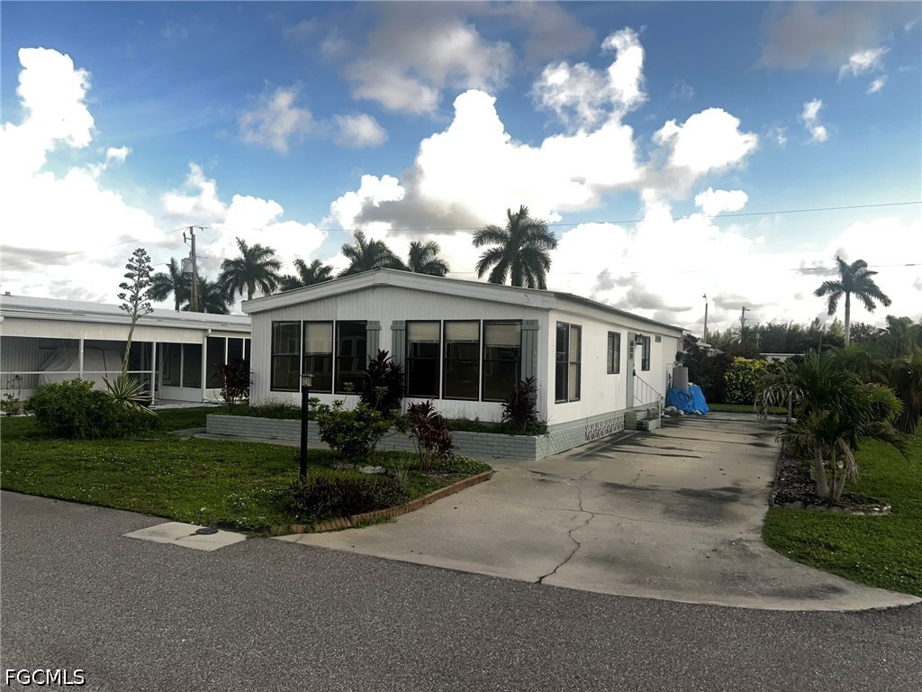 2 Bed ManufacturedHome for Sale in Tamiami Village, FL — photo 27