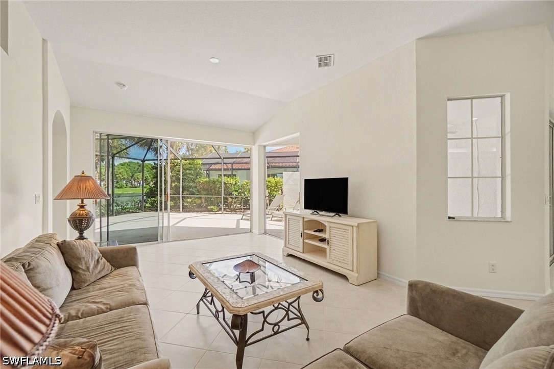 2 Bed Attached for Sale in Lighthouse Bay, photo 27