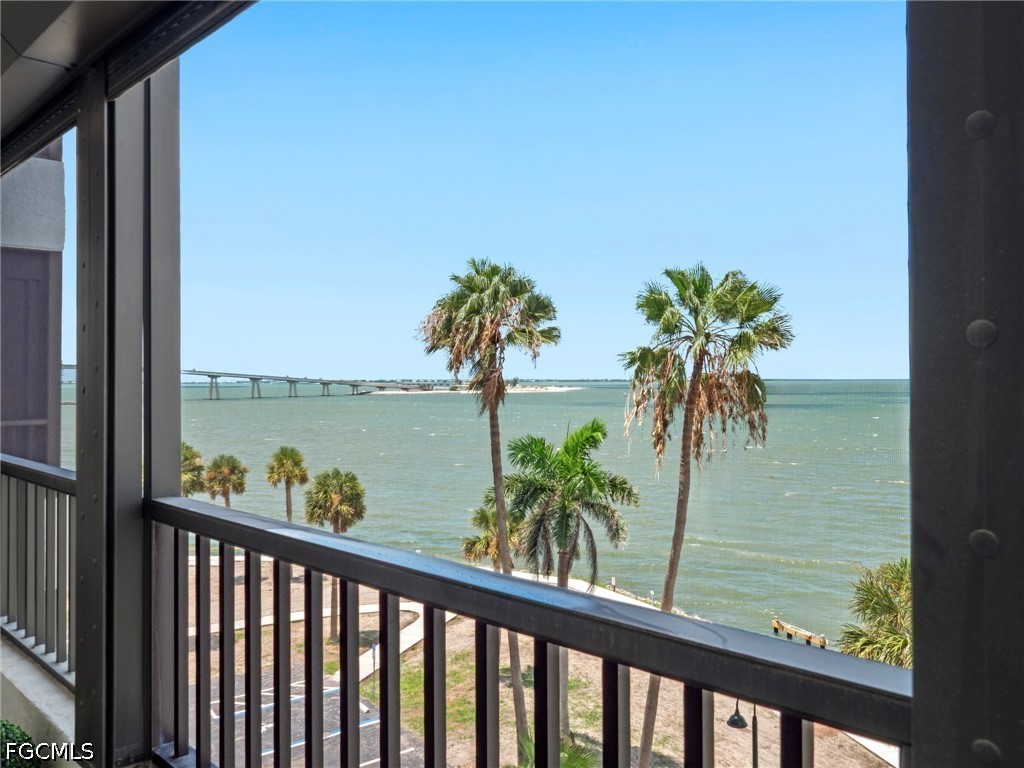 2 Bed Waterfront Home for Sale in Punta Rassa, FL, $599,000 — photo 27