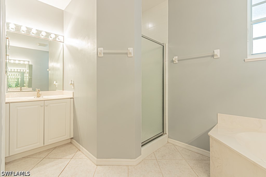 2 Bed Condominium for Sale in Naples, FL, $3,250 — photo 27