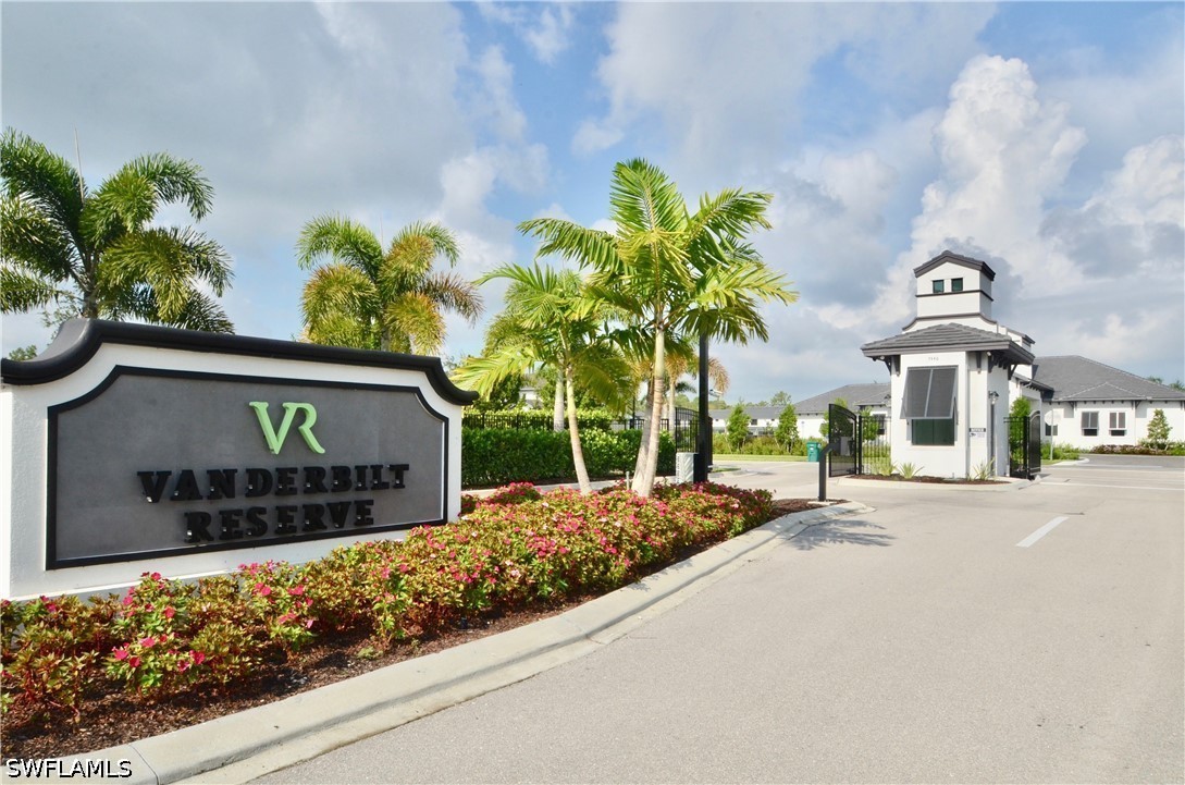 3 Bed Townhouse for Sale in Vanderbilt Reserve, FL, $2,875 — photo 27