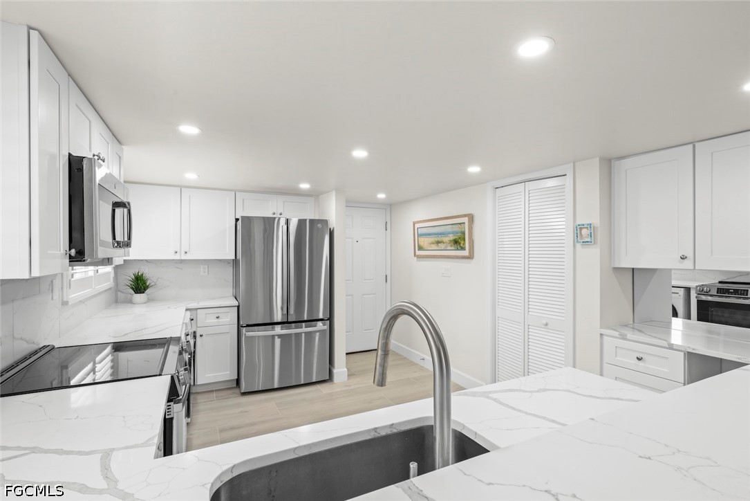 2 Bed Pool Home for Sale in Sanibel, FL, $779,000 — photo 27