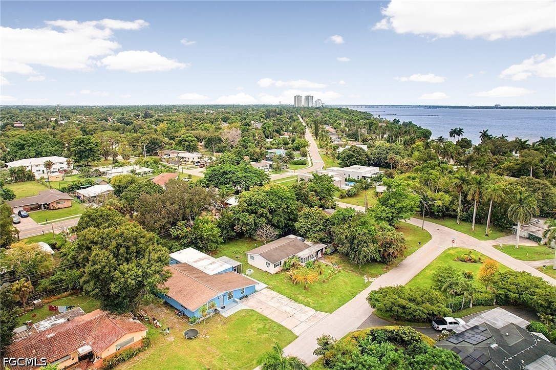 4 Bed SingleFamilyResidence for Sale in Rainbow Groves, photo 27