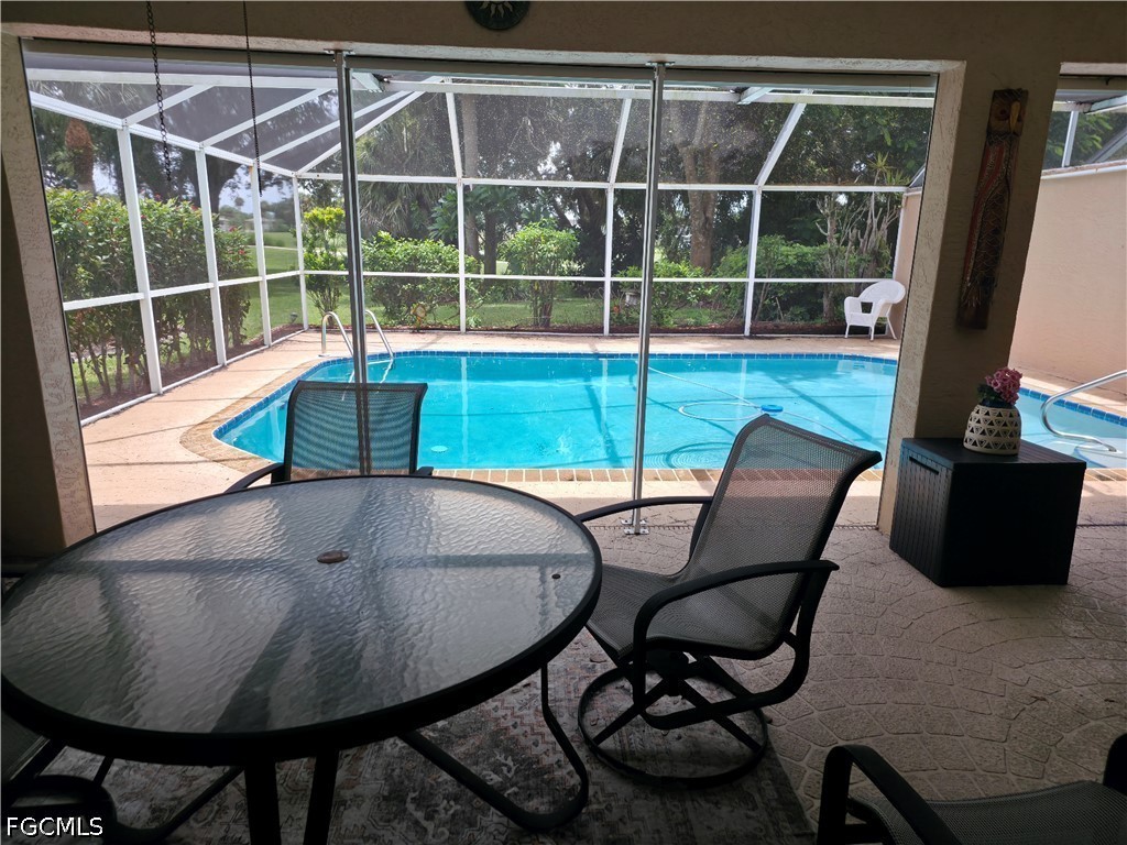 2 Bed Pool Home for Sale in Lehigh Acres, photo 27