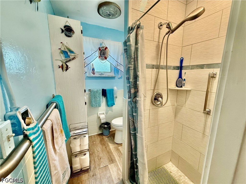 3 Bed SingleFamilyResidence for Sale in Wedgewood, FL — photo 27