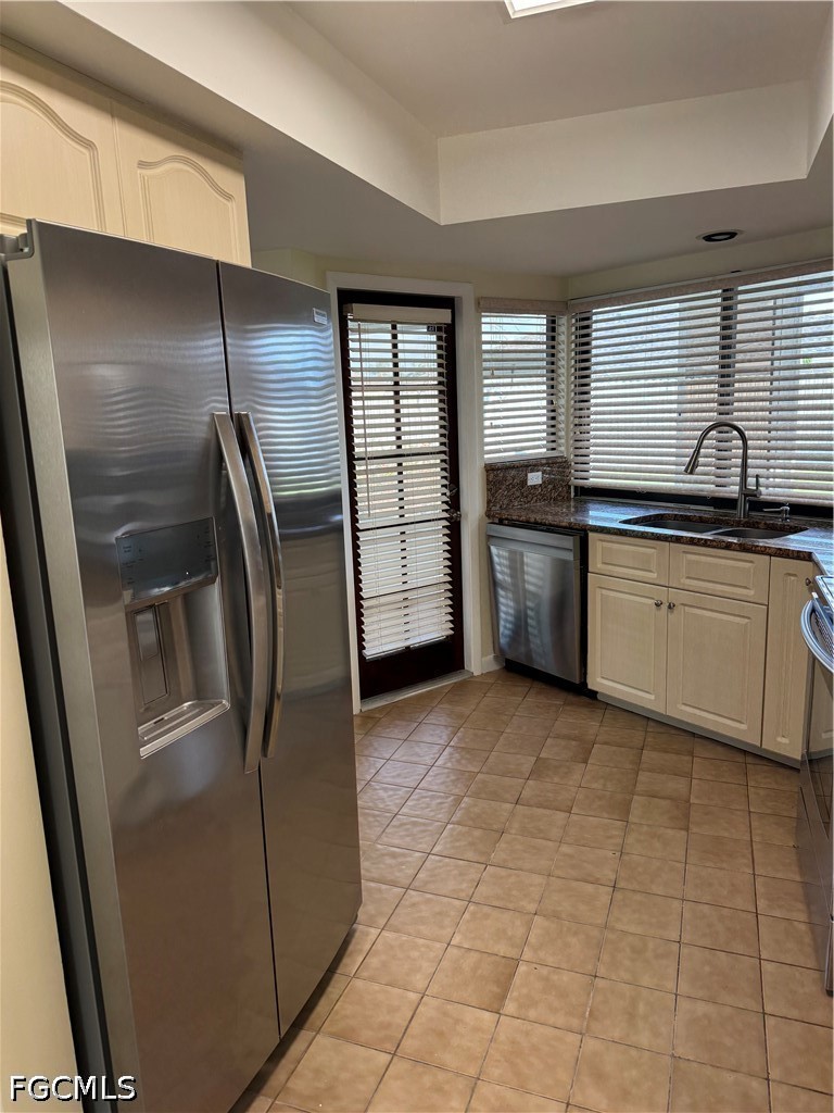 3 Bed SingleFamilyResidence for Sale in Cape Coral, FL — photo 27