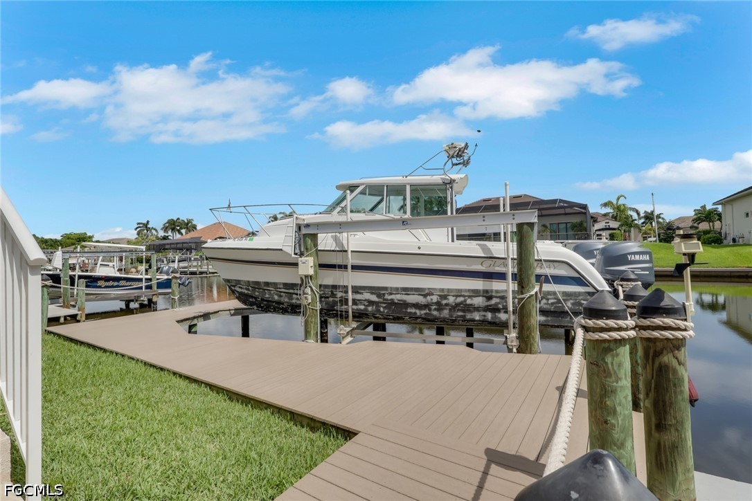 3 Bed Pool Home for Sale in Cape Coral, photo 27