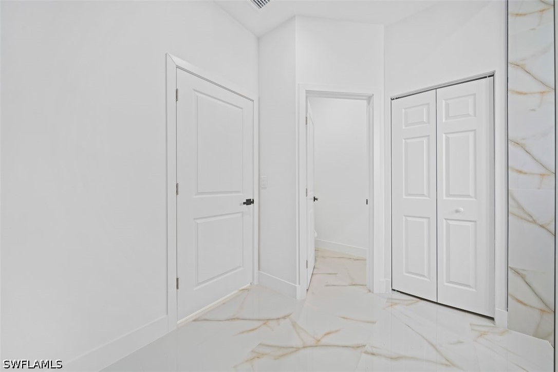 4 Bed SingleFamilyResidence for Sale in 900 Building, FL — photo 27