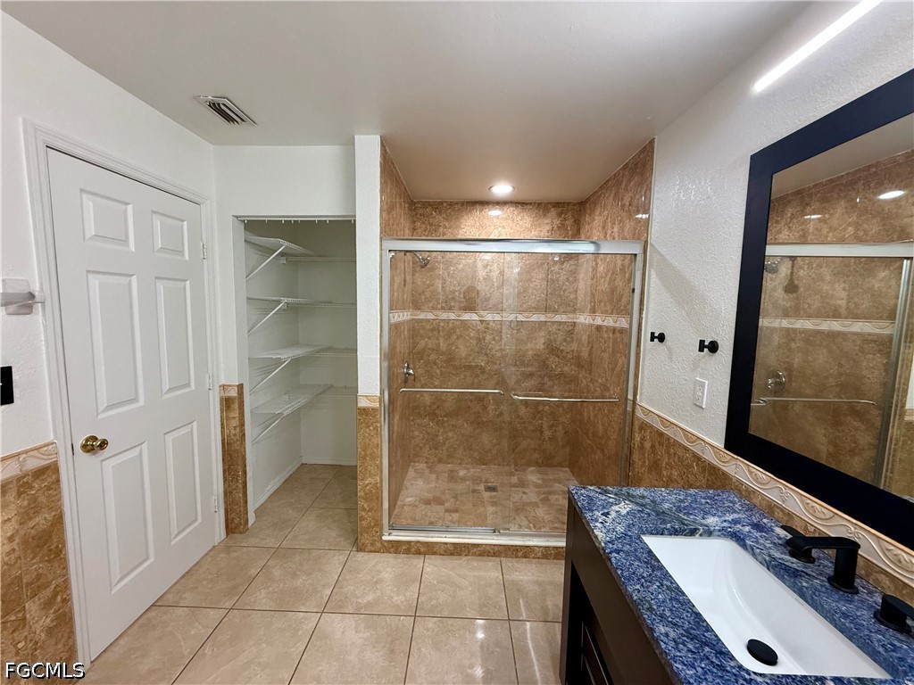 3 Bed Pool Home for Sale in Cape Coral, FL, $2,650 — photo 27