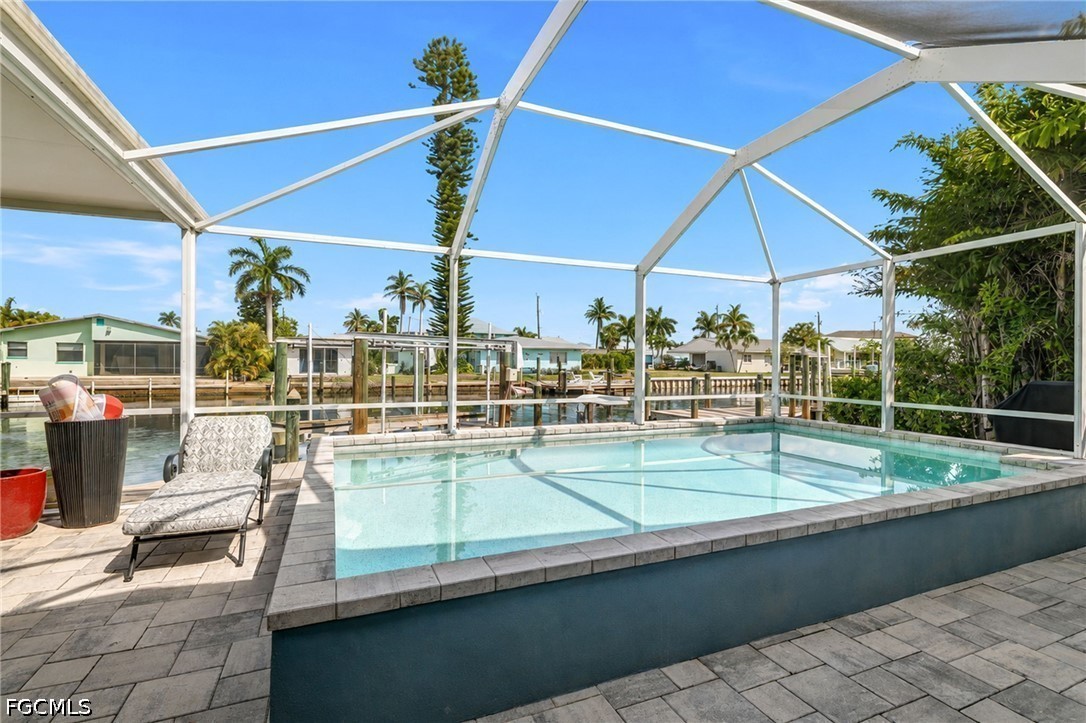 2 Bed Pool Home for Sale in Island Harbors, photo 27