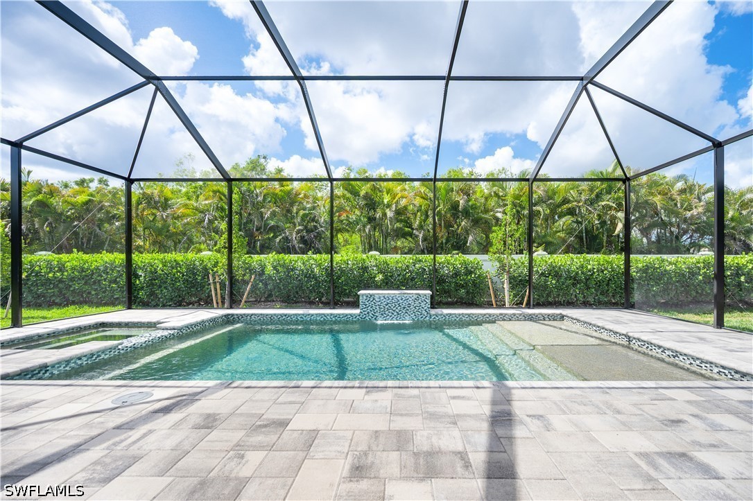 3 Bed Pool Home for Sale in Seven Shores, photo 27