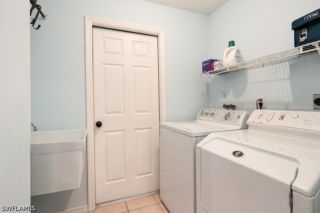 3 Bed Pool Home for Sale in San Carlos Park, photo 27