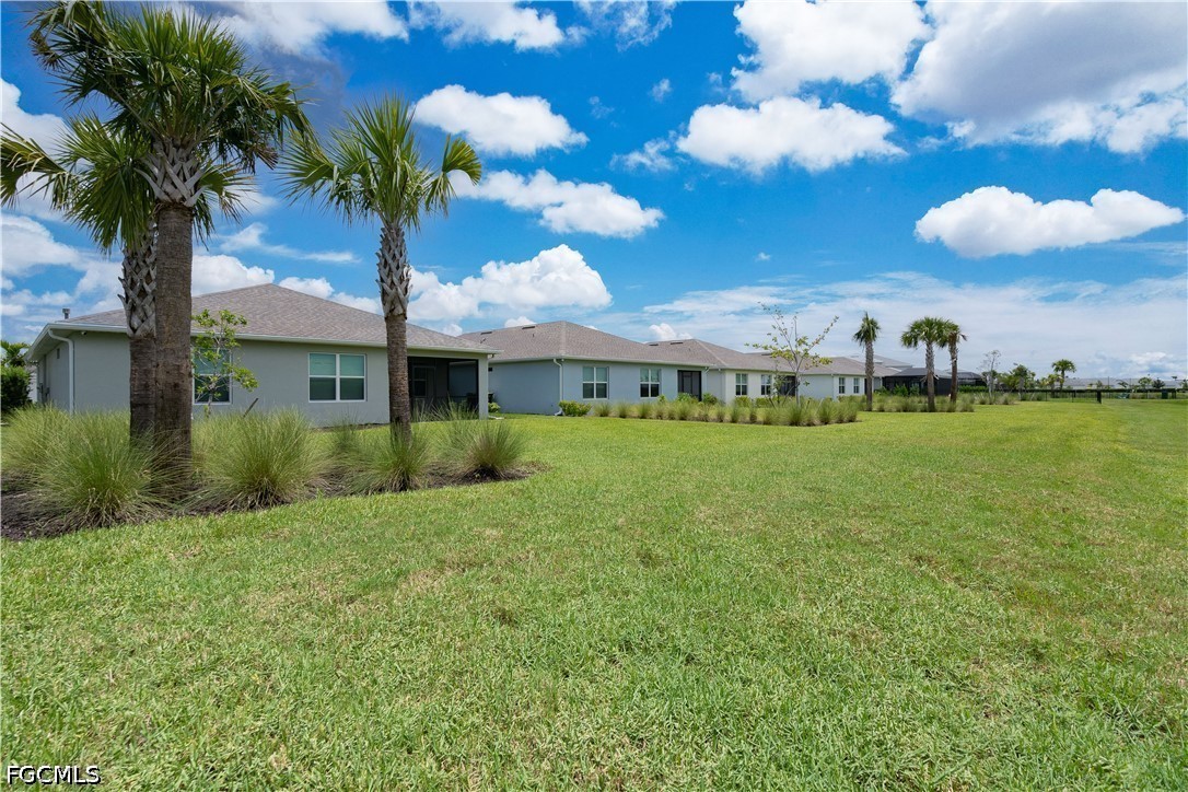 3 Bed SingleFamilyResidence for Sale in Northridge, photo 27