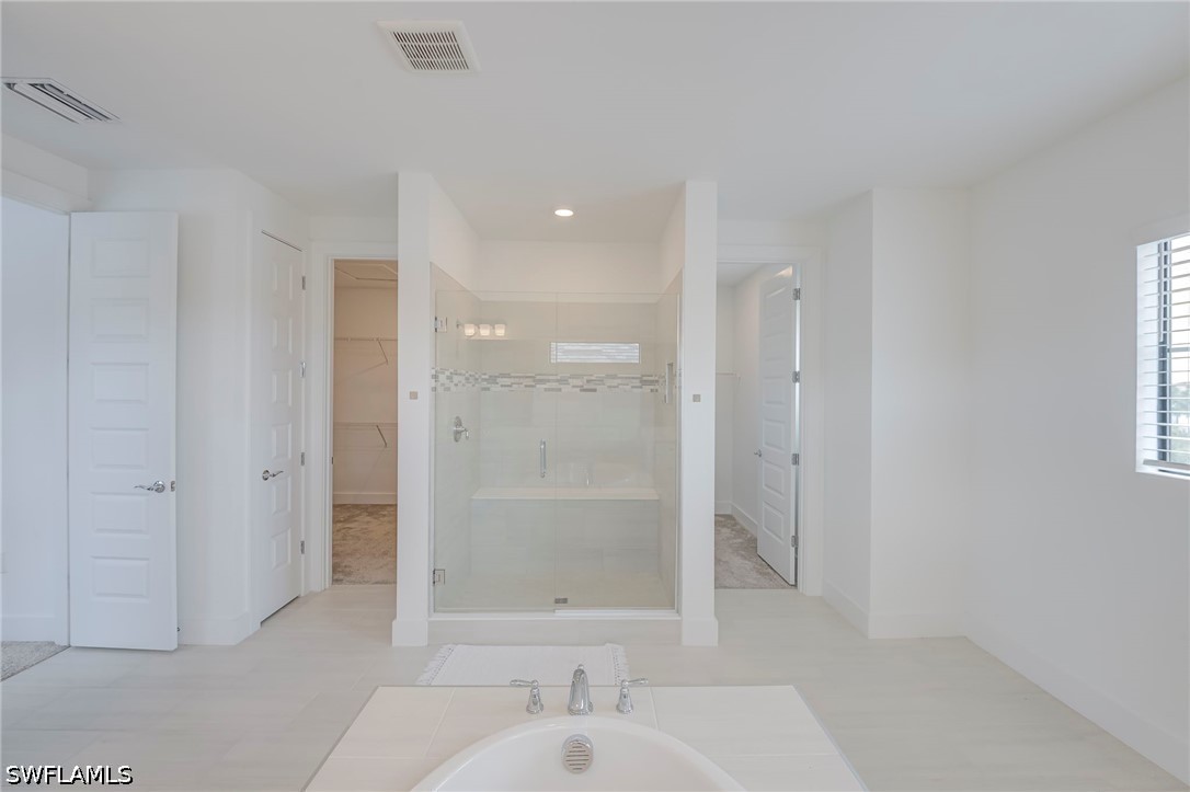 5 Bed Pool Home for Sale in Avalon Park, photo 27