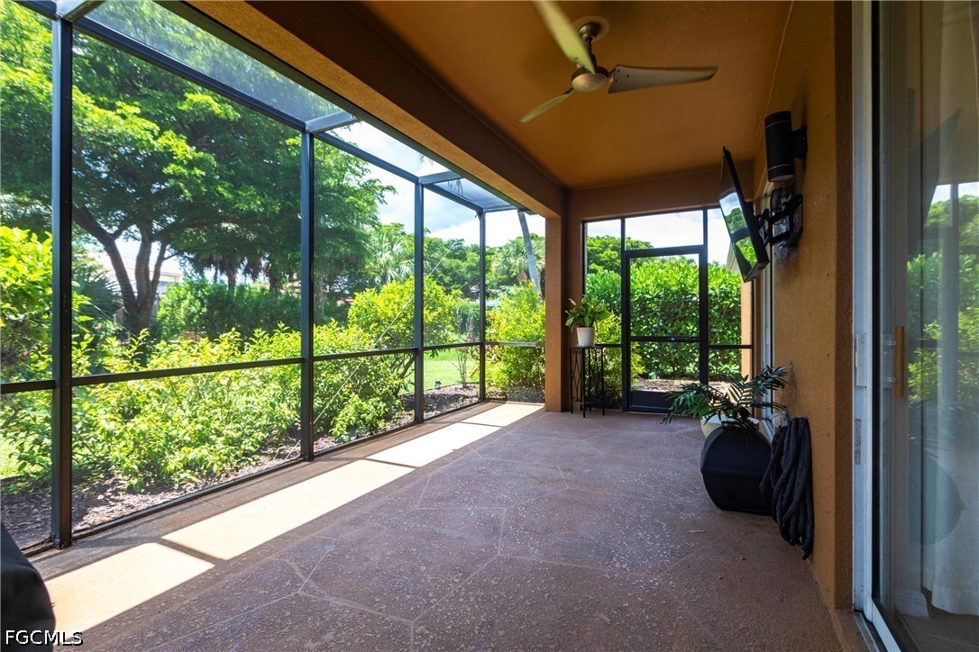 4 Bed SingleFamilyResidence for Sale in Stoneybrook, photo 27