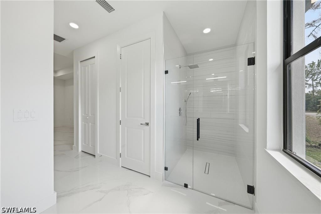 3 Bed SingleFamilyResidence for Sale in Lehigh Acres, photo 27