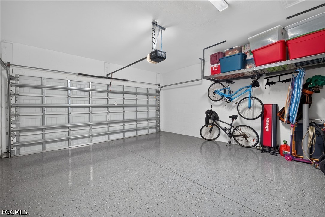 2 Bed Attached for Sale in Naples, photo 27