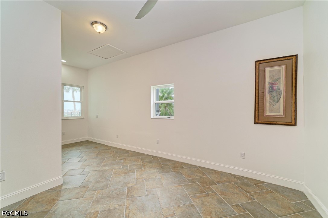 3 Bed Waterfront Home for Sale in Englewood, photo 27